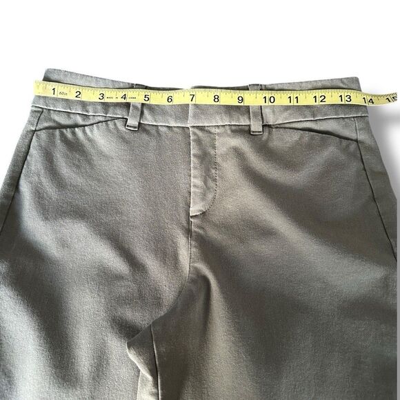 Old Navy Womens Size 2 Olive Green Pixie High Rise Khaki Pants - Picture 7 of 9
